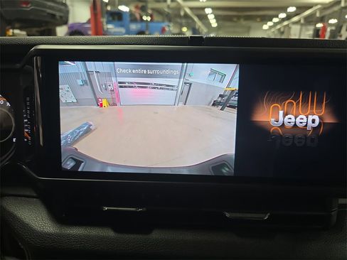 New 2026 Jeep Gladiator Sport image 25