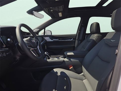 New 2025 Cadillac XT5 Premium Luxury w/ Technology Package image 22