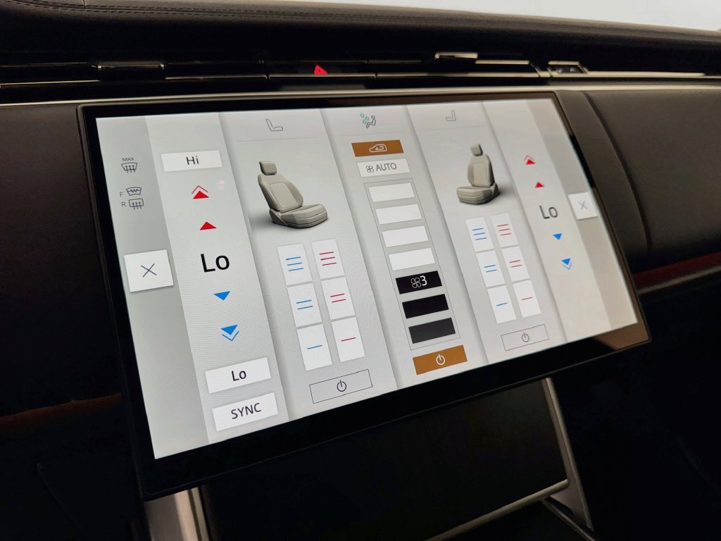 New 2027 Land Rover Range Rover SE AWD/4WD image 16