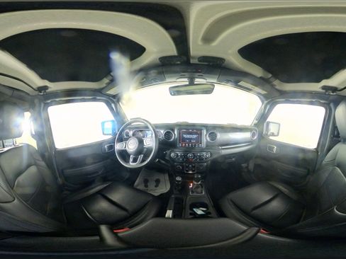 Used 2021 Jeep Wrangler Unlimited Sahara image 31