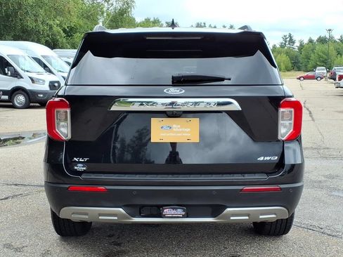 Certified 2023 Ford Explorer XLT w/ Equipment Group 202A AWD/4WD image 5