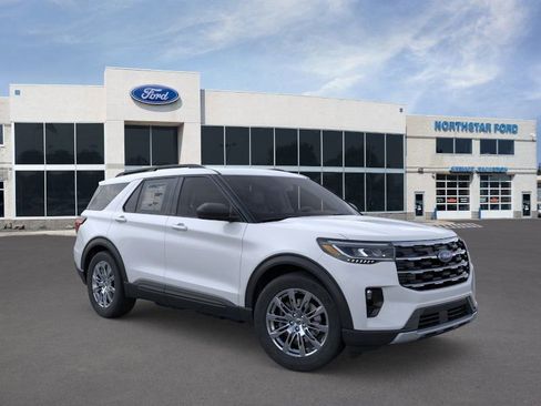 Used 2026 Ford Explorer Active w/ Active Comfort Package image 7