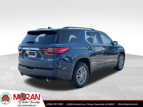 Certified 2023 Chevrolet Traverse LT FWD image 5