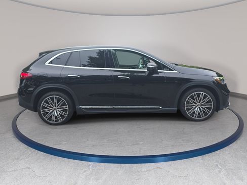 Certified 2023 Mercedes-Benz EQE 350+ SUV image 4