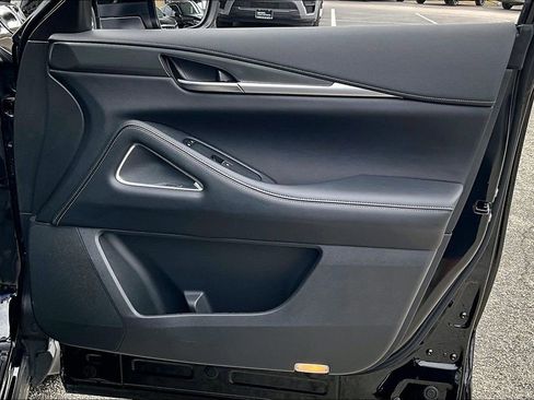 Certified 2025 INFINITI QX60 Luxe w/ Black Edition image 25