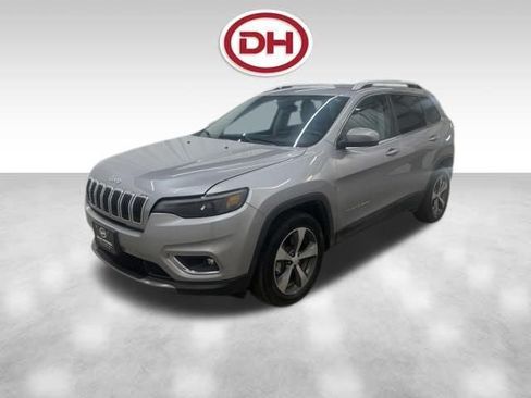 Used 2019 Jeep Cherokee Limited AWD/4WD image 9