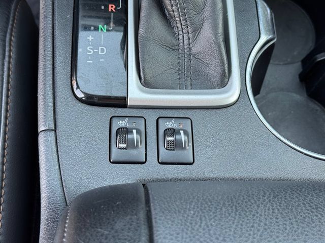 Used 2015 Toyota Highlander XLE AWD/4WD image 25