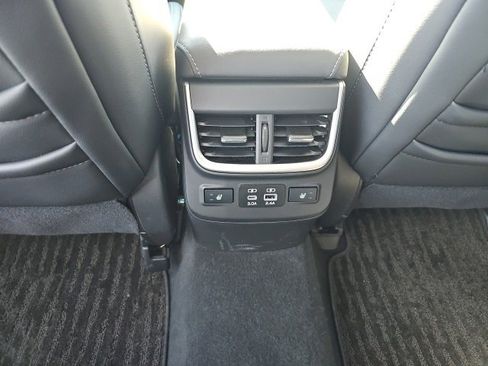 Used 2024 Subaru Outback Limited image 7