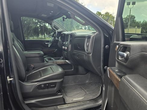 Used 2020 GMC Sierra 2500 Denali w/ Denali Ultimate Package AWD/4WD image 36