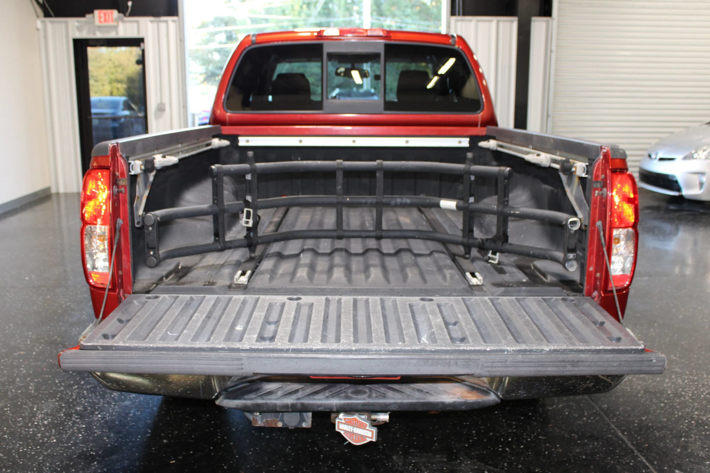 Used 2012 Nissan Frontier SV w/ SV Premium Utility Pkg RWD image 31