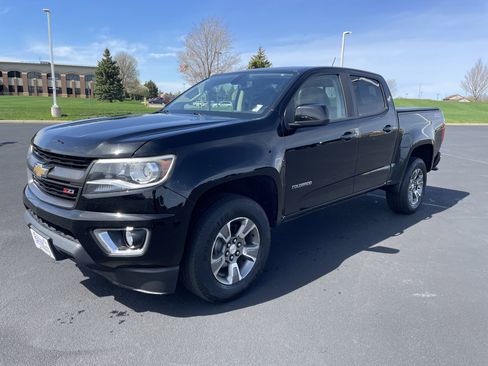 Used 2017 Chevrolet Colorado Z71 AWD/4WD image 1