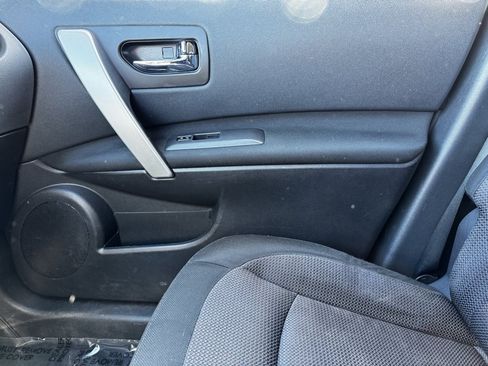 Used 2013 Nissan Rogue SV image 20