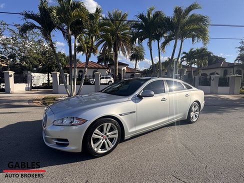 Used 2015 Jaguar XJ L Portfolio image 7
