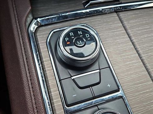 Used 2023 Ford Expedition Limited image 12