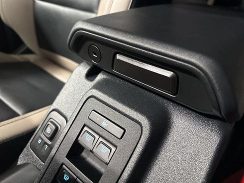 Used 2023 Ford Bronco Wildtrak AWD/4WD image 75