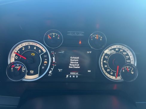 Used 2014 RAM 3500 Laramie image 18