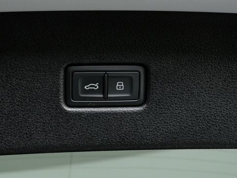 Used 2023 Audi Q5 2.0T Premium w/ Convenience Package AWD/4WD image 30