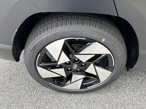 New 2026 Hyundai Kona Limited FWD image 17