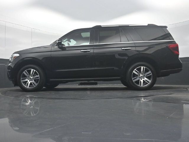 Used 2024 Ford Expedition Limited AWD/4WD image 30