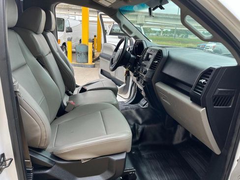 Used 2017 Ford F150 XL w/ Equipment Group 101A Mid RWD image 8