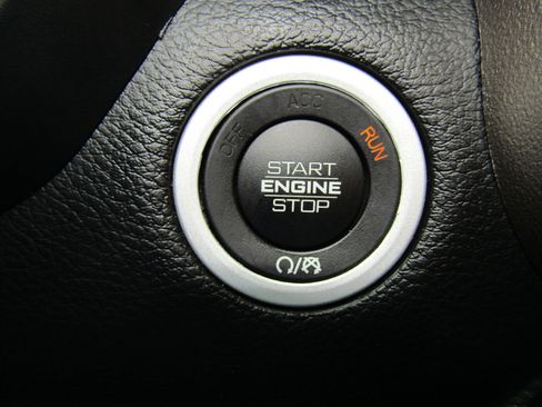 Used 2021 RAM 1500 Laramie image 40