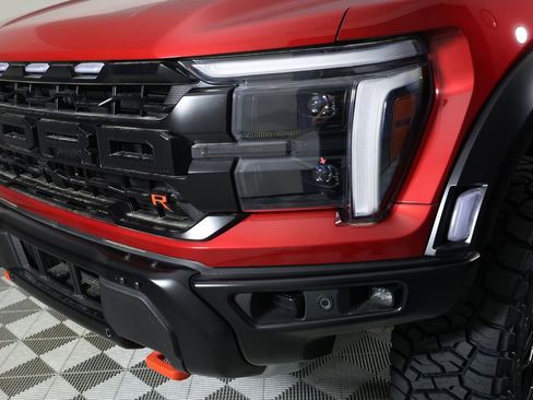 Used 2025 Ford F150 Raptor w/ Equipment Group 803A Raptor R AWD/4WD image 43