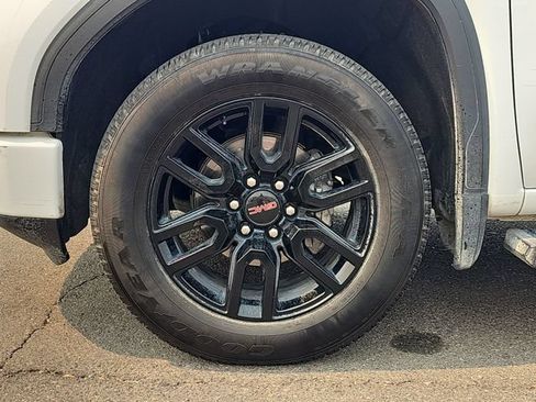 Used 2022 GMC Sierra 1500 Elevation AWD/4WD image 17