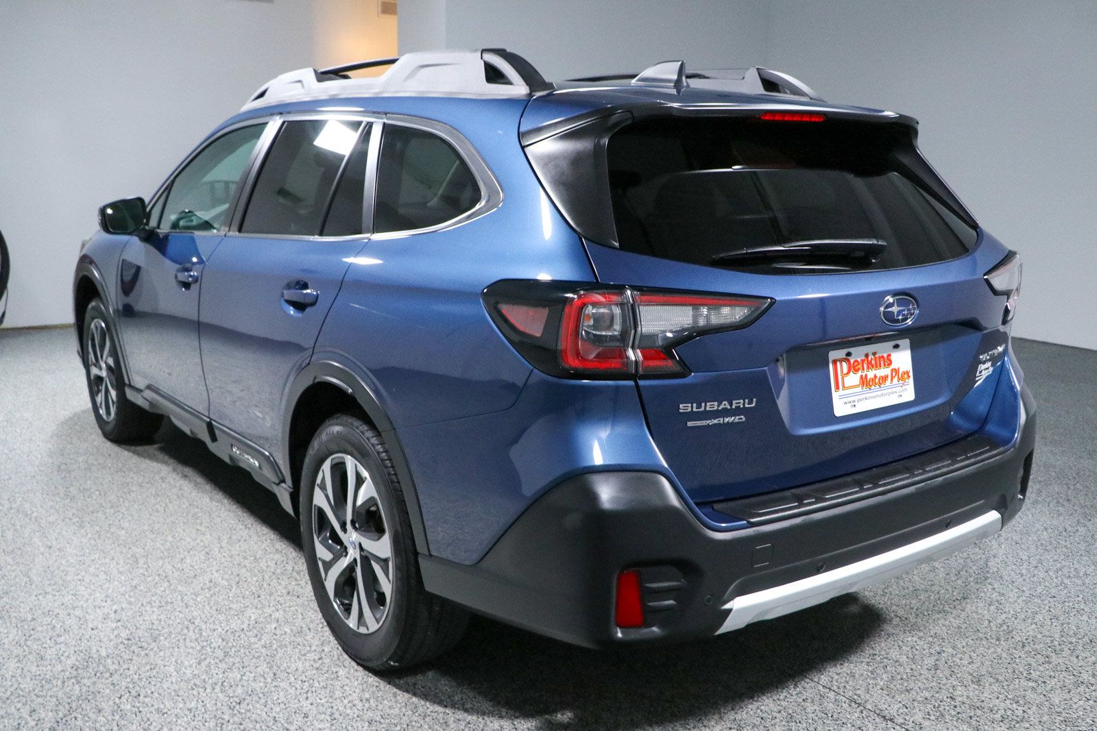Used 2021 Subaru Outback Limited AWD/4WD image 9