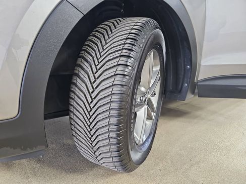 Used 2018 Hyundai Santa Fe Sport w/ 2.4L Tech Package 04 FWD image 37