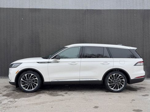 New 2026 Lincoln Aviator Reserve image 3