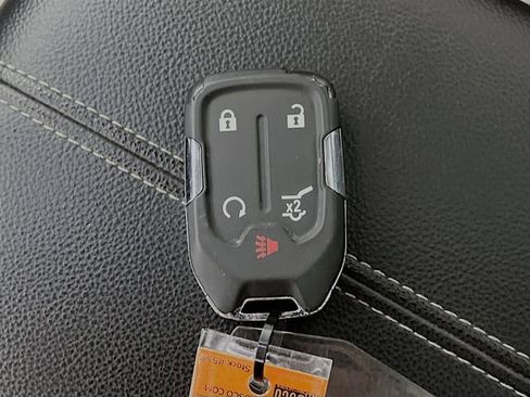 Used 2018 GMC Terrain Denali w/ Advanced Safety Package image 10