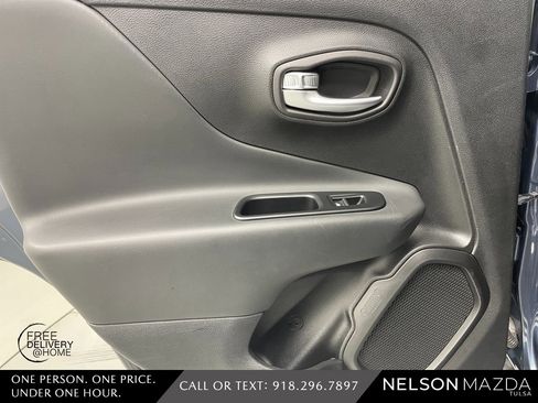 Used 2019 Jeep Renegade Altitude w/ Quick Order Package 22M image 31