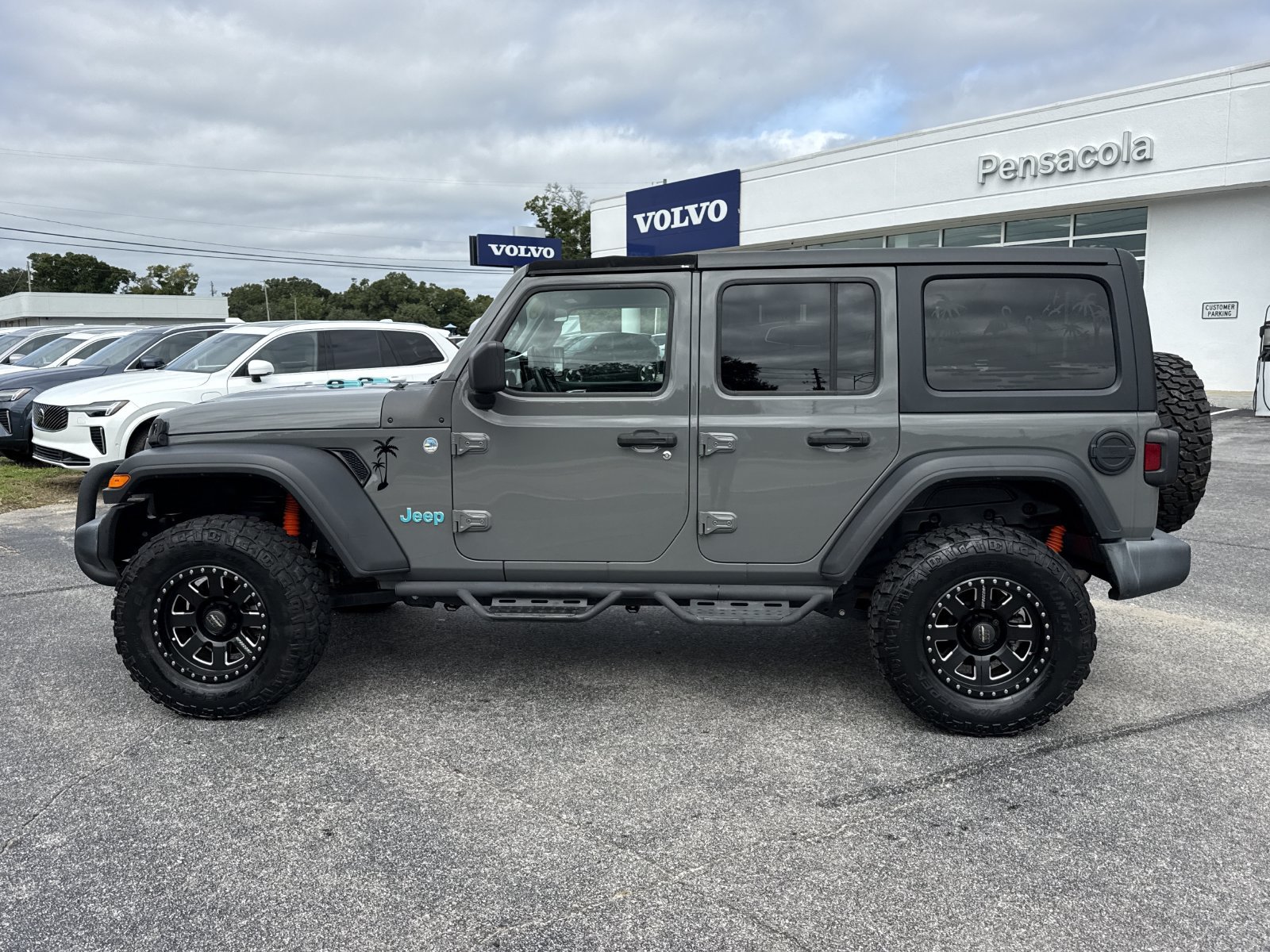 Used 2021 Jeep Wrangler Unlimited Sport AWD/4WD image 2