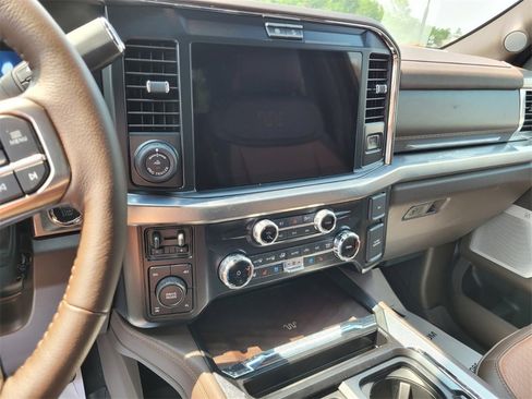New 2025 Ford F250 King Ranch w/ Chrome Package image 17