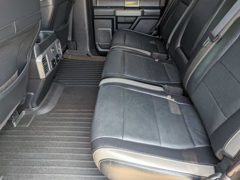 Used 2017 Ford F150 Raptor w/ Equipment Group 802A Luxury AWD/4WD image 9