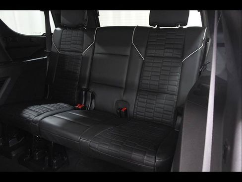 Used 2022 Cadillac Escalade Sport Platinum AWD/4WD image 22