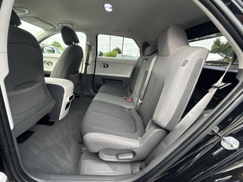 Certified 2025 Hyundai Ioniq 5 SE RWD image 25