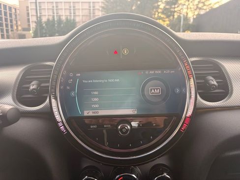 Used 2023 MINI Cooper S image 41