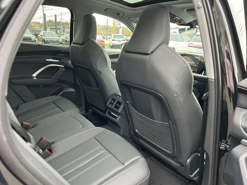 New 2025 Audi Q5 Premium Plus image 23