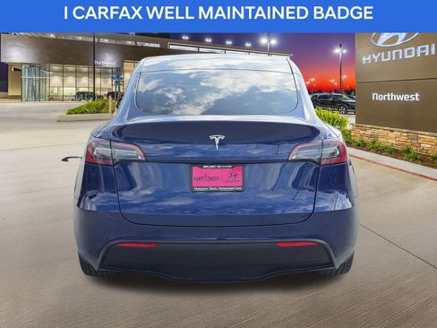 Used 2023 Tesla Model Y 2WD image 8