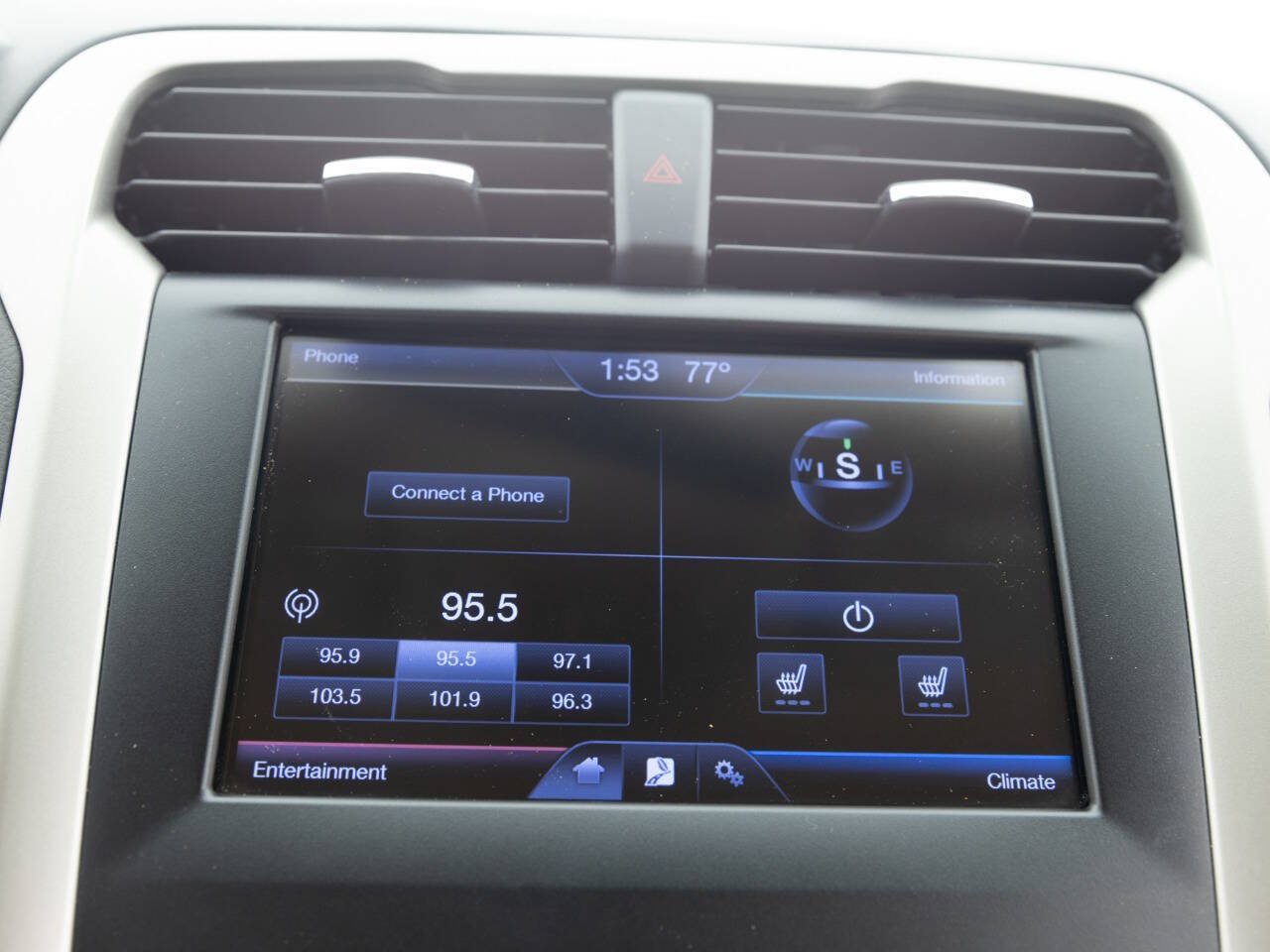 Used 2013 Ford Fusion SE FWD image 31