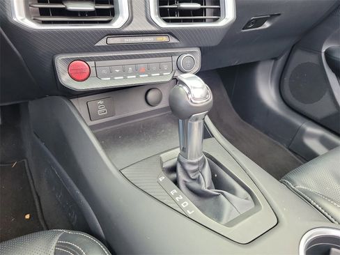 Used 2025 Ford Mustang Premium image 16