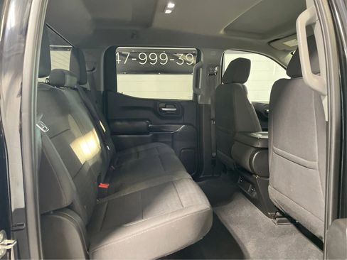 Used 2022 Chevrolet Silverado 1500 Custom Trail Boss w/ Midnight Edition image 15