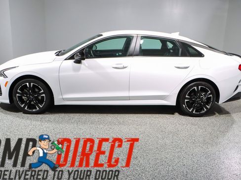 Used 2023 Kia K5 GT-Line image 10