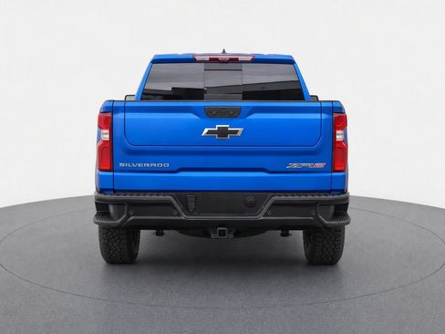 Used 2025 Chevrolet Silverado 1500 ZR2 w/ Technology Package AWD/4WD image 7