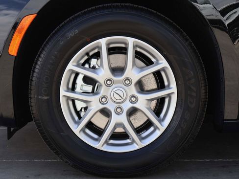 New 2026 Chrysler Voyager LX FWD image 6