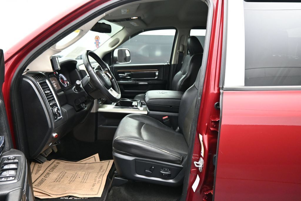 Used 2013 RAM 3500 Laramie AWD/4WD image 10