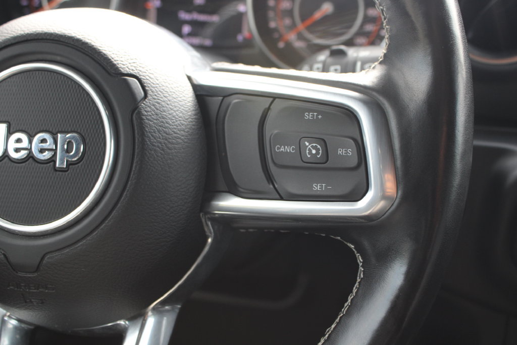 Used 2021 Jeep Wrangler Unlimited Sahara AWD/4WD image 18