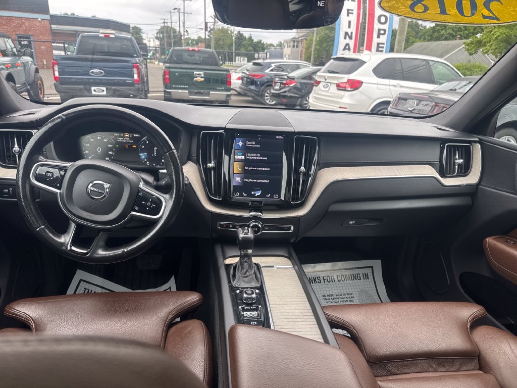 Used 2018 Volvo XC60 T6 Inscription w/ Convenience Package AWD/4WD image 13