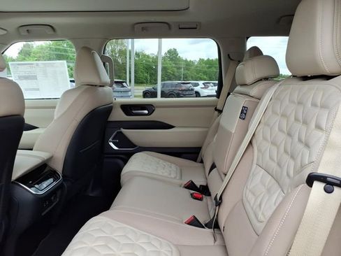 New 2026 Nissan Armada Platinum Reserve AWD/4WD image 7